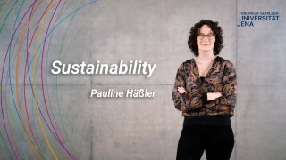 placeholder image — Pauline Häßler in front of a grey wall, next to her is the keyword sustainability.