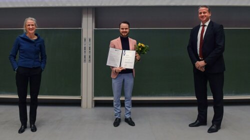 v. links n. rechts: Prof. Dr. Kim Siebenhüner, Dr. Nils Töpfer, Michael Rabich