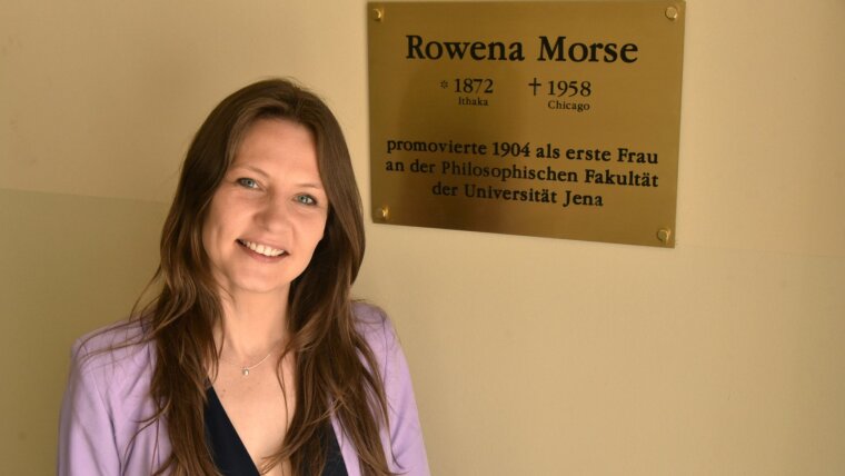 Biochemikerin Dr. Anja Träger erhielt den Rowena-Morse-Preis der Universität.