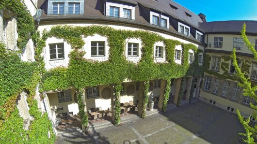 Courtyard of the main building of the University of Jena