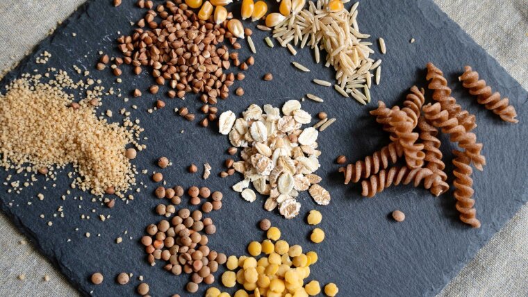 Wholegrain products and legumes.