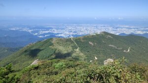 Blick über Gwangju von Mudeungsan