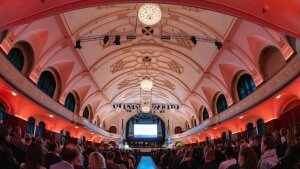 Der Saal im Volkshaus bei der Feierlichen Immatrikulation