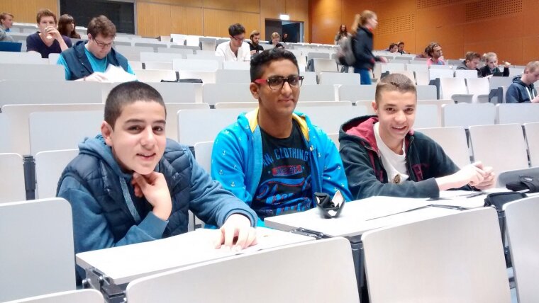 students of Schnupperstudium in lecture hall